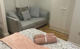 Amazing Flat 2 In Battersea
